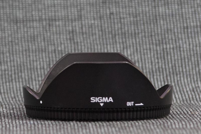 Camera Lens Hood When & How to Use It? PhotographyAxis